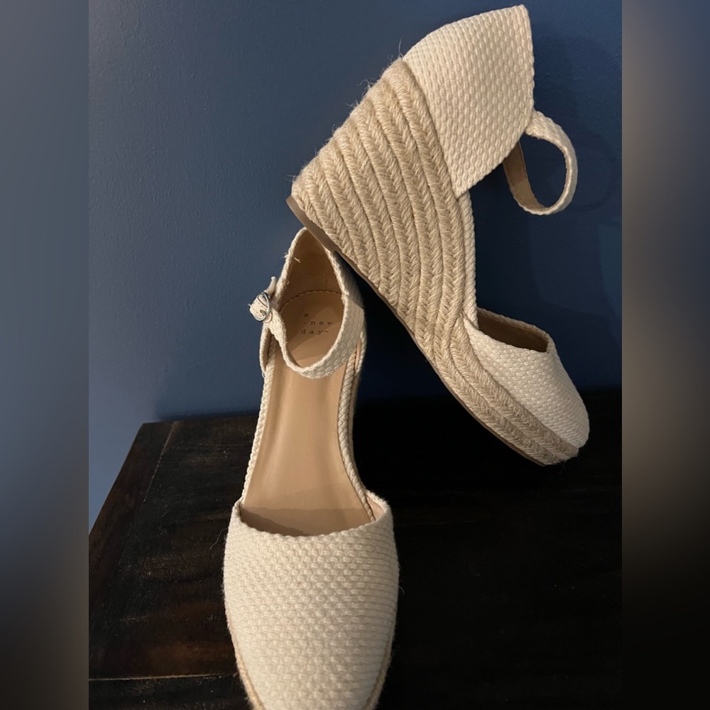 Natural rope wedge sandals